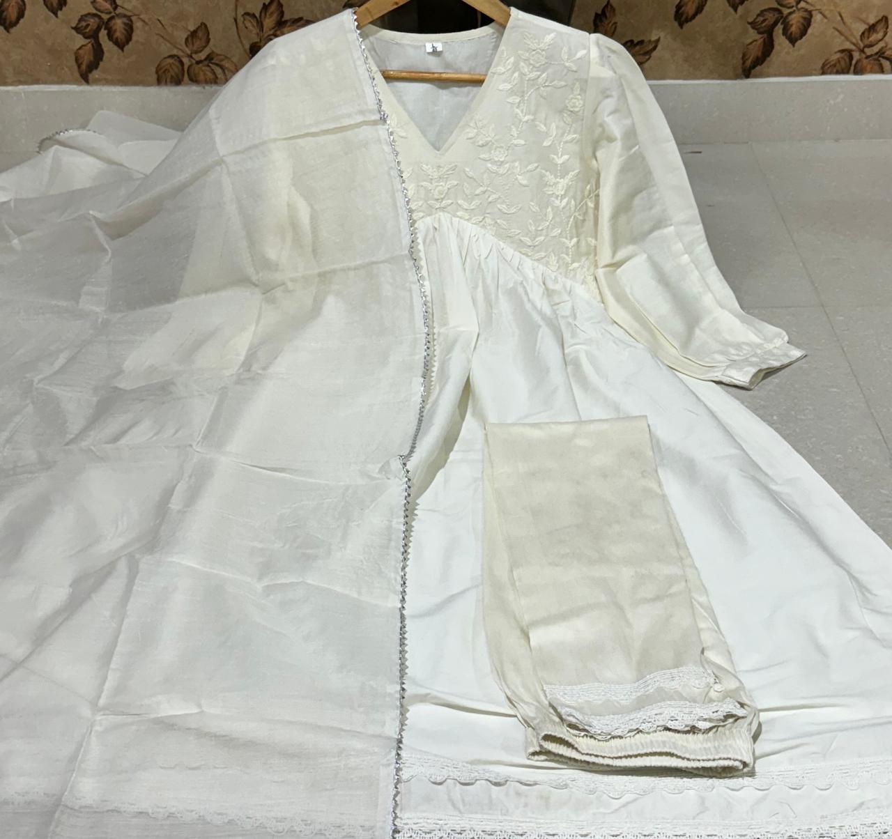New Designer White Embroidered Anarkali Gown with Cotton Pant & Chanderi Dupatta Set - Image 6