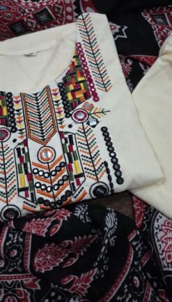 Alternative view of Maroon Cotton Kurta Pant Set with Mirror Work & Printed Dupatta